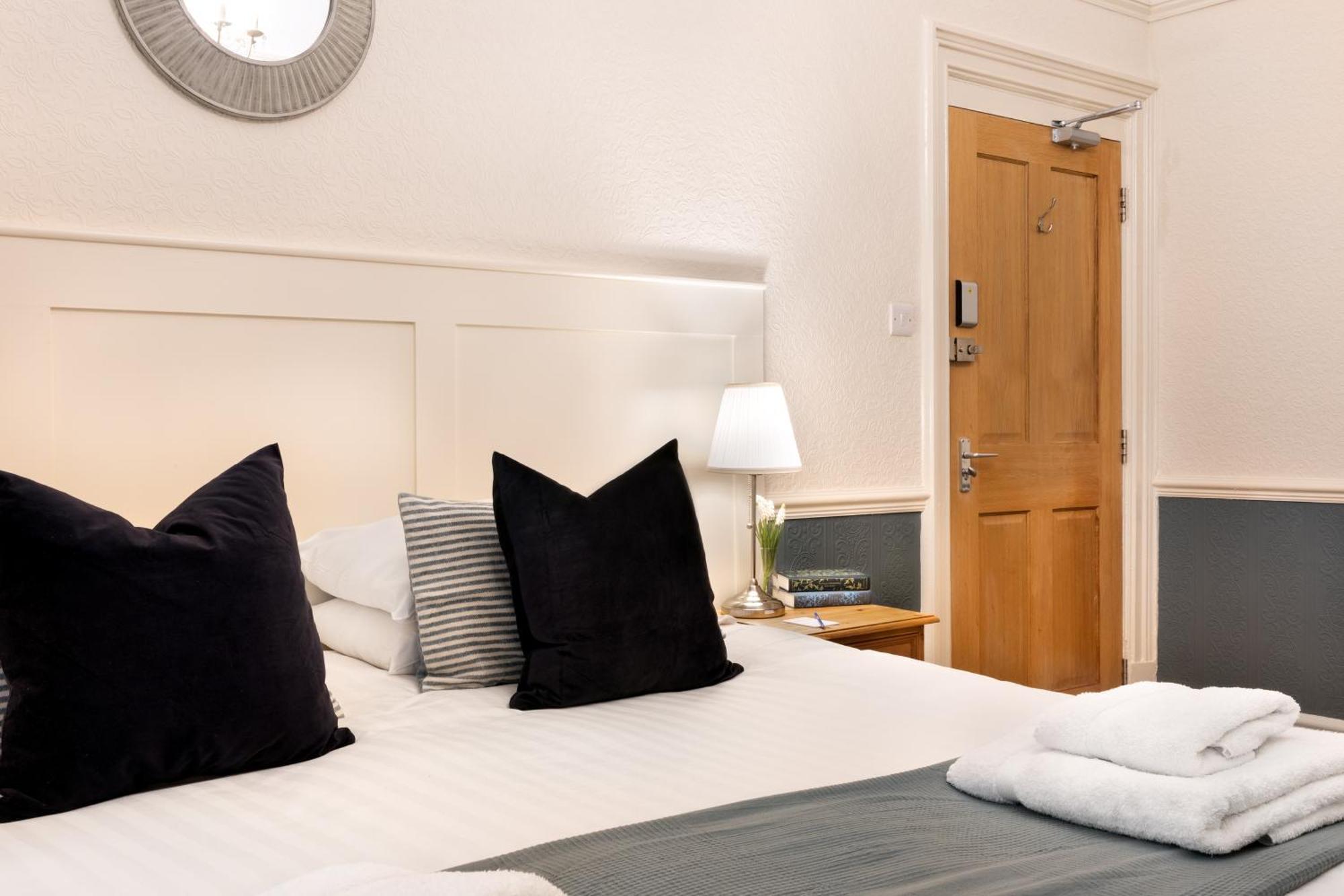 Fountains Guest House - Harrogate Stays Eksteriør billede